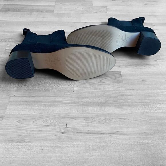 Her by Anthony Veer Suede Leather Ankle Boots Size 8 NWOT - Picture 3 of 5